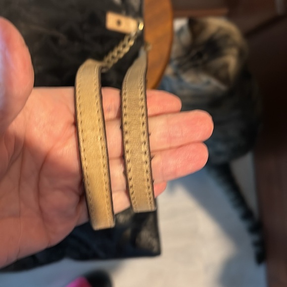 Michael Kors  shoulder bag  signature monogram leather black/Chain detail tan st - Picture 11 of 17